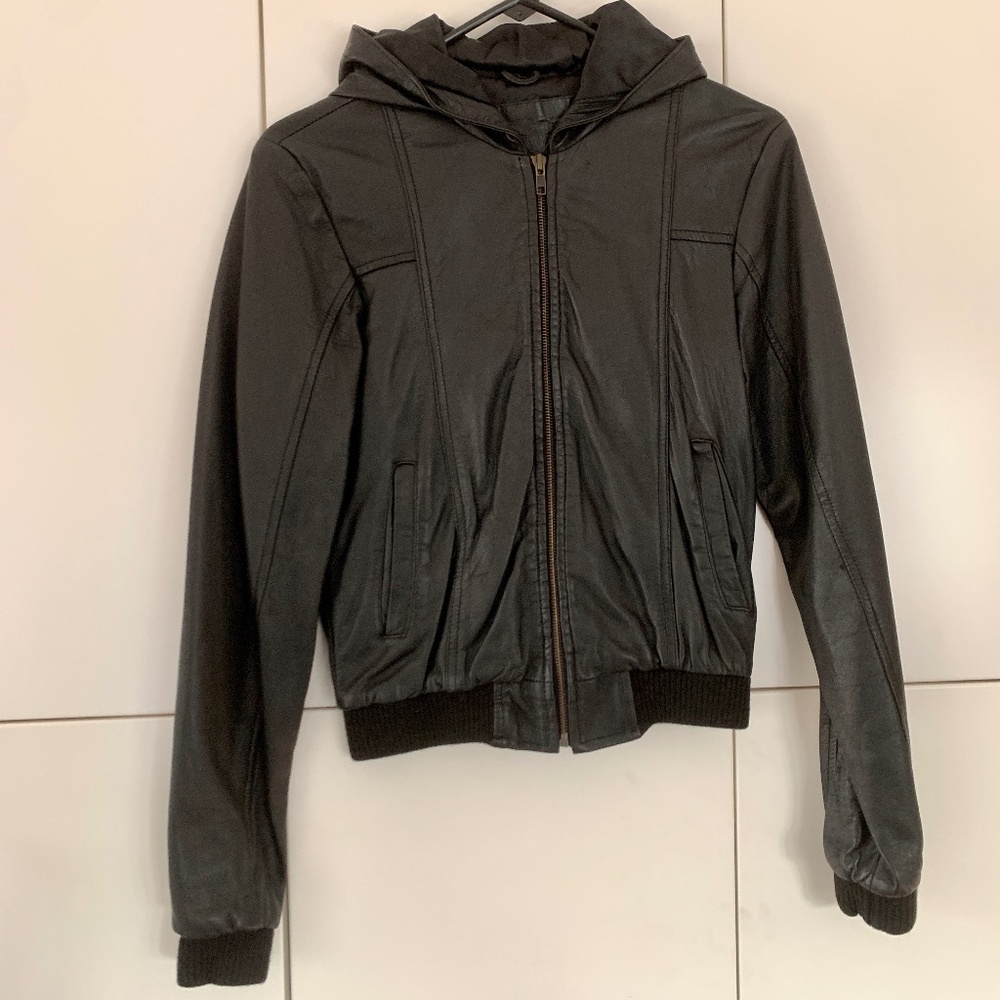 EUC Viapro Lambskin Slim Fit Leather Bomber Hooded Jacket sz10